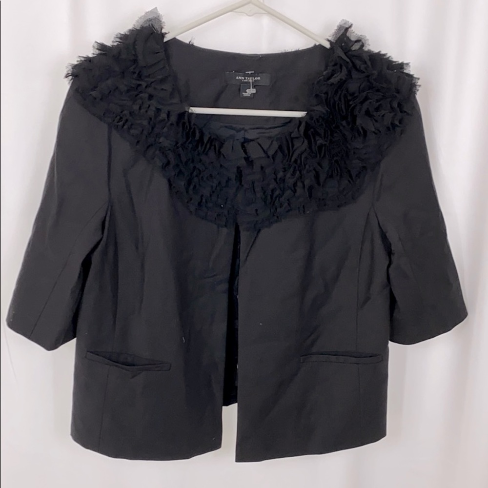 Ann Taylor black 3/4 sleeve Blazer- size 4